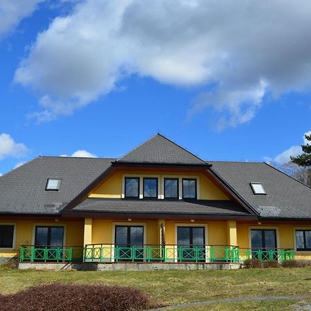 Camping V Raji - Palda Rovensko pod Troskami Exterior foto