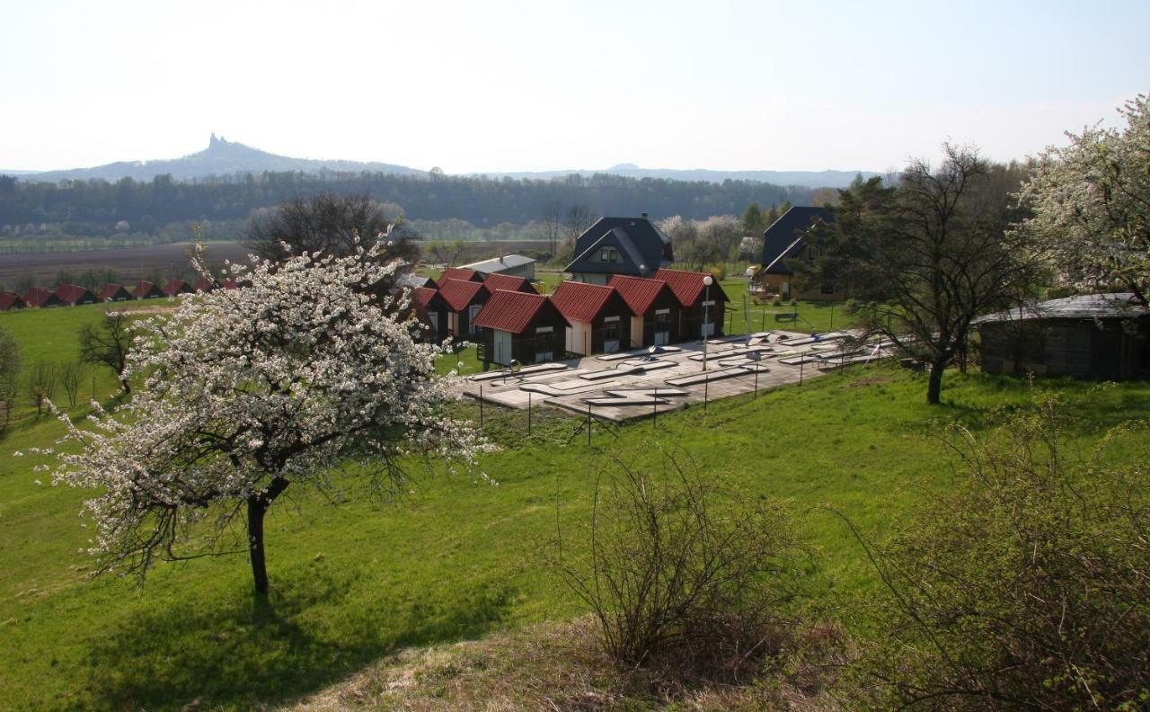 Camping V Raji - Palda Rovensko pod Troskami Exterior foto