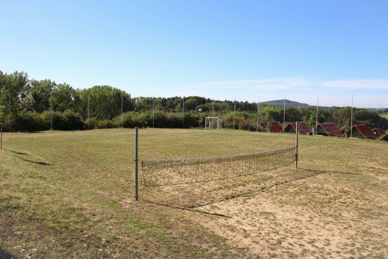 Camping V Raji - Palda Rovensko pod Troskami Exterior foto
