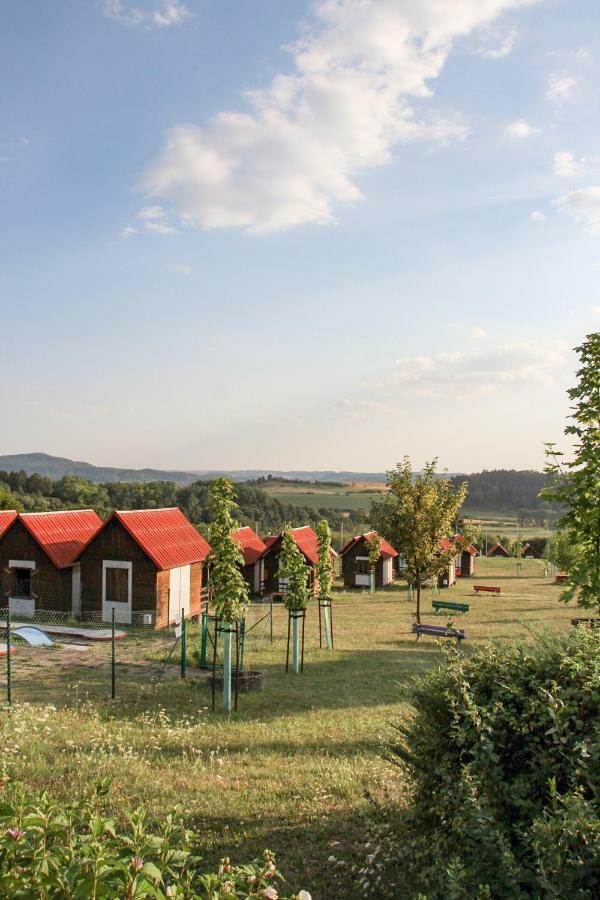 Camping V Raji - Palda Rovensko pod Troskami Exterior foto